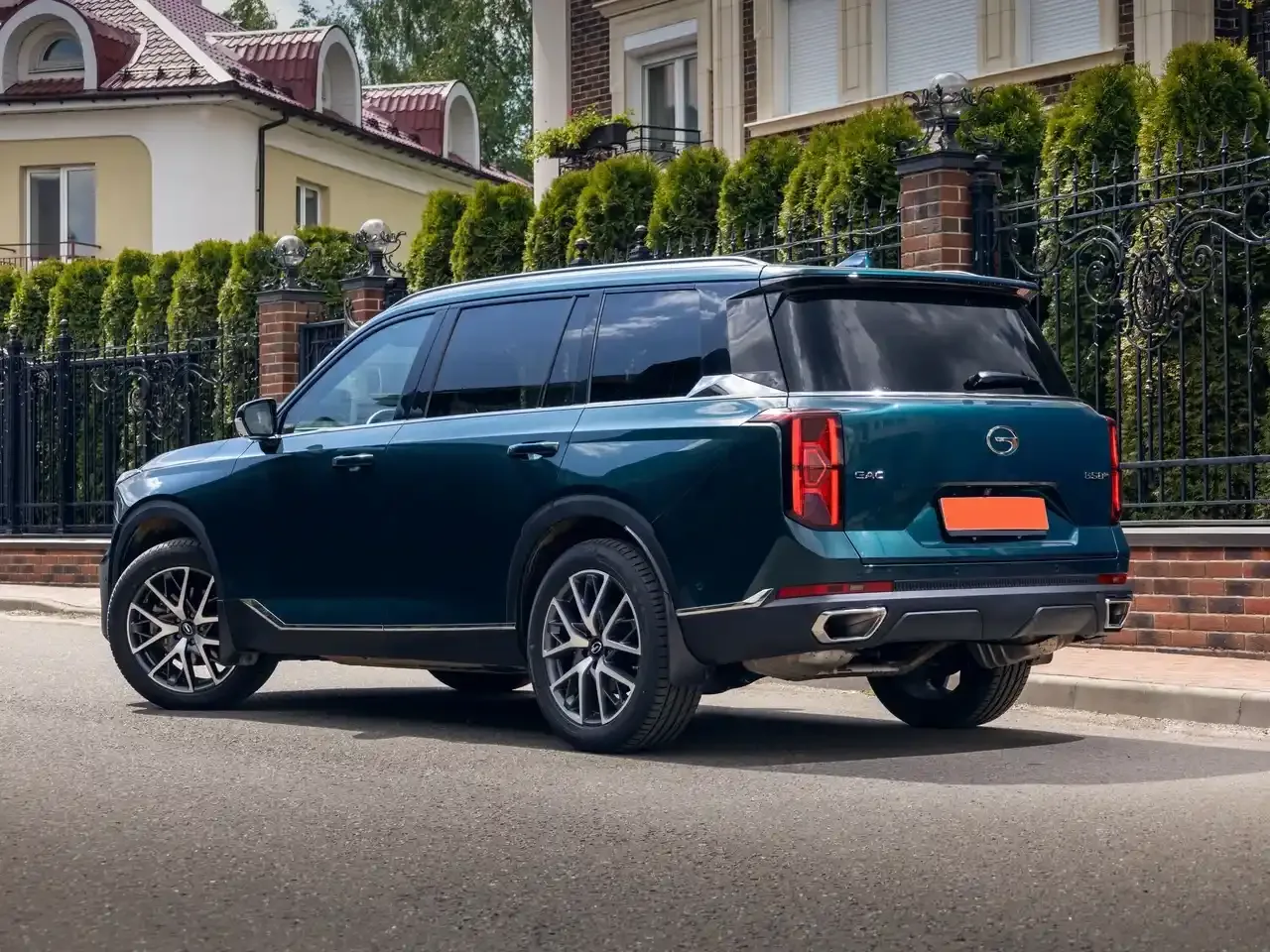GAC GS8