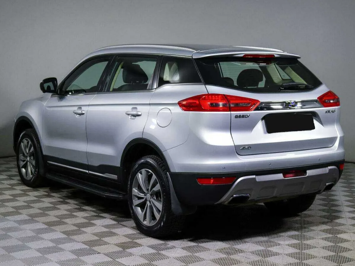 Geely Atlas