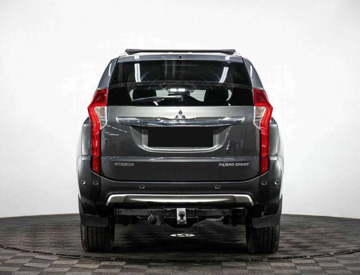 Mitsubishi Pajero Sport