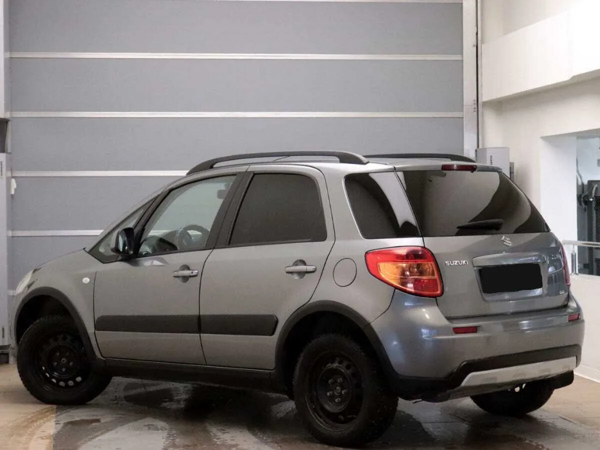 Suzuki SX4