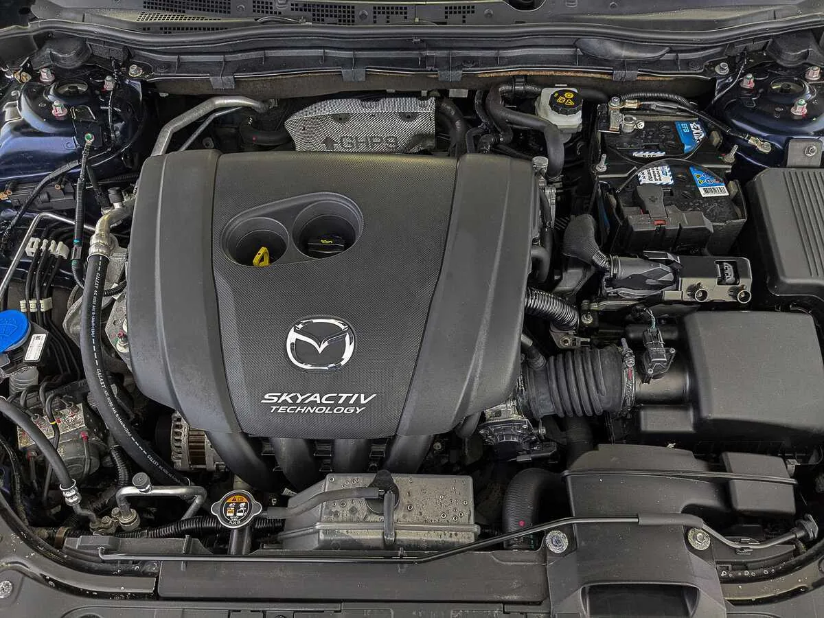 Mazda 6