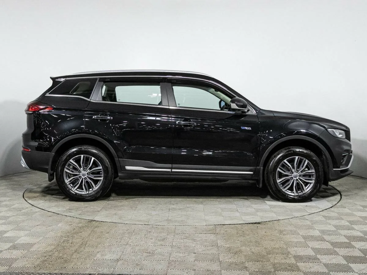 Geely Atlas Pro
