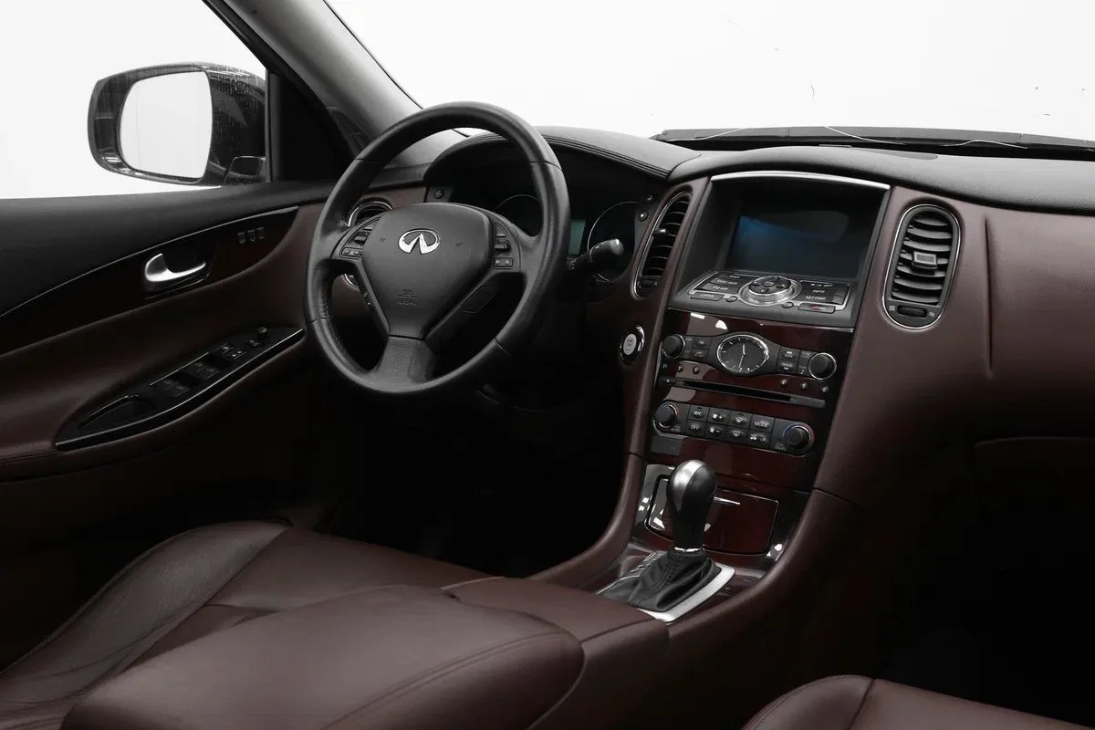 Infiniti QX50