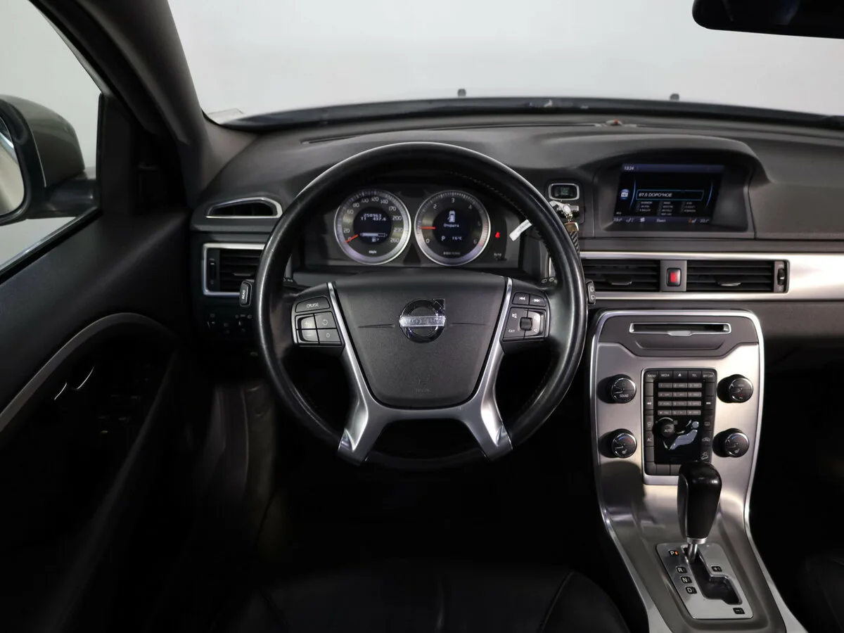 Volvo XC70