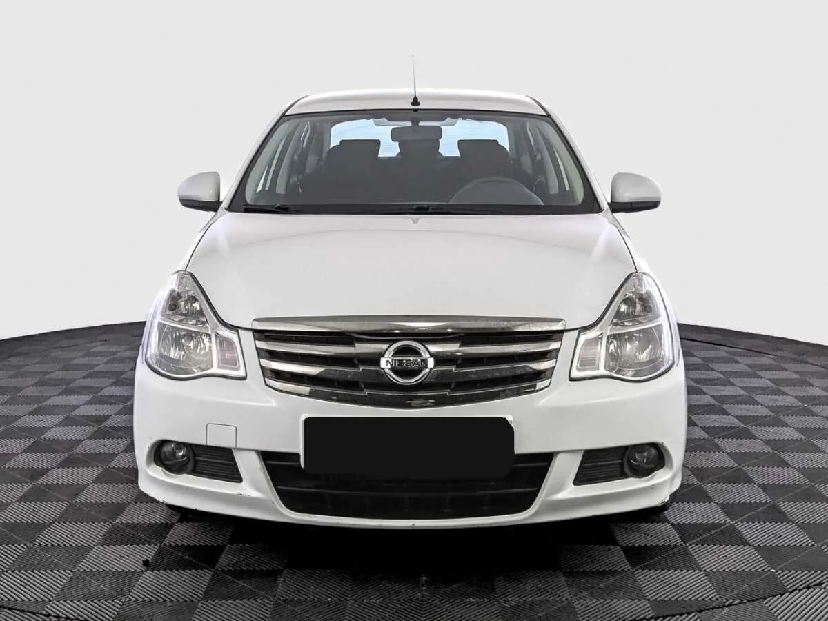 Nissan Almera