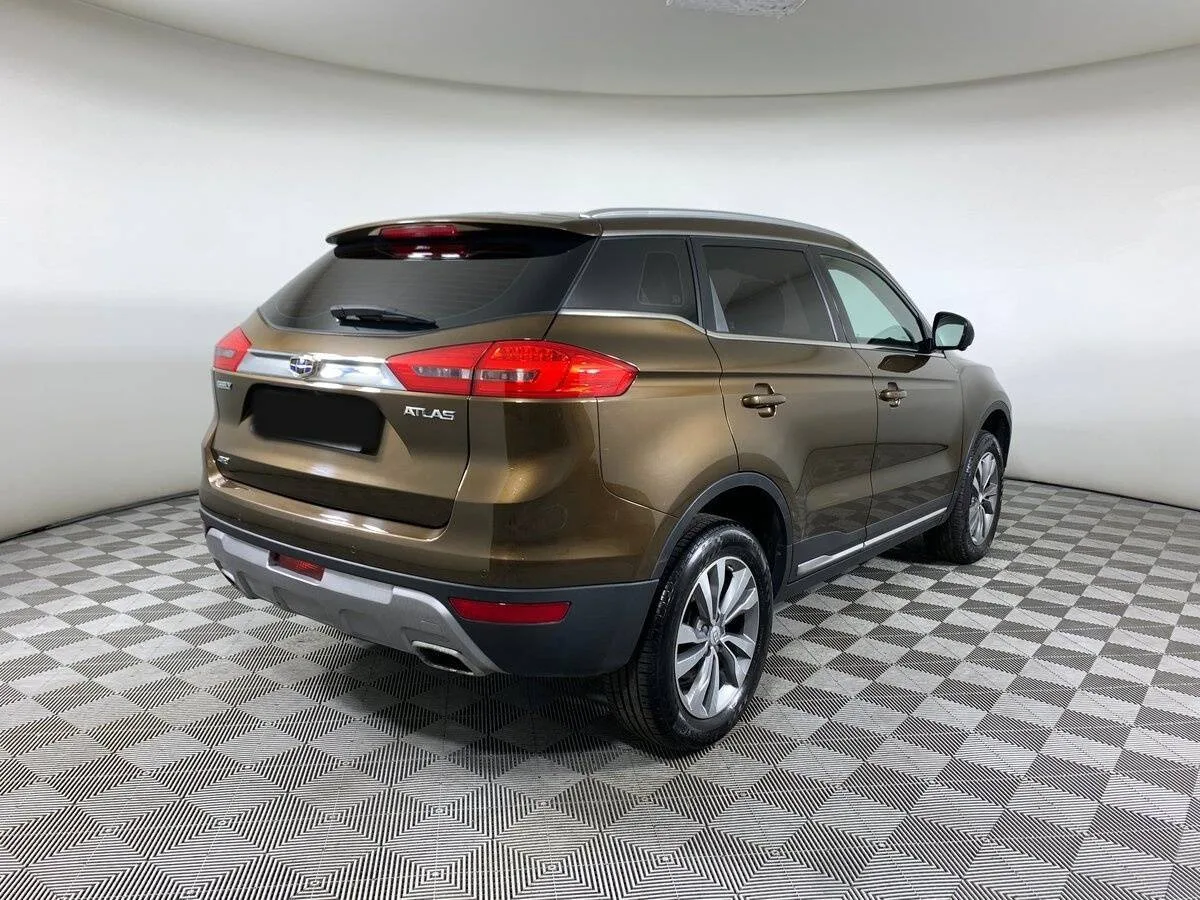 Geely Atlas