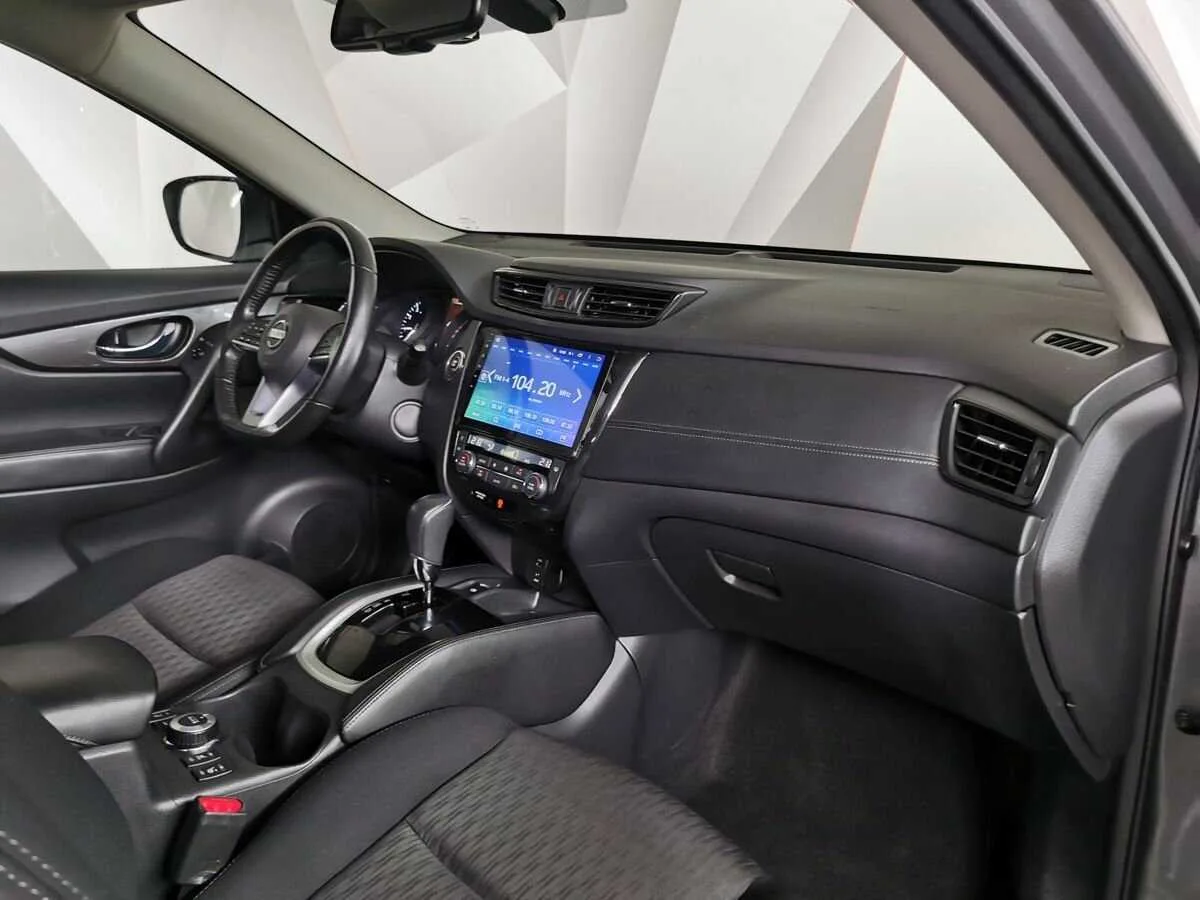 Nissan X Trail