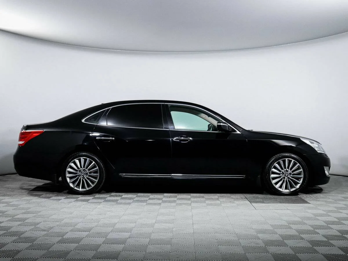 Hyundai Equus