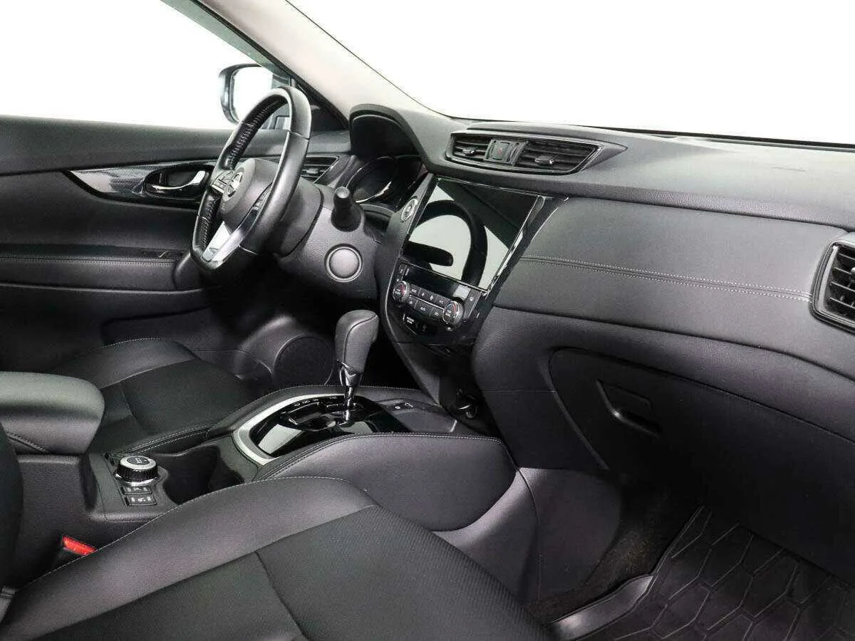 Nissan X Trail