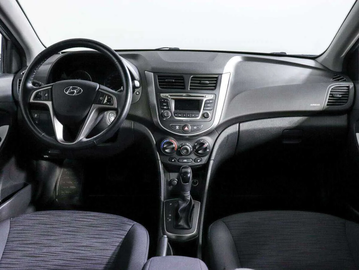 Hyundai Solaris