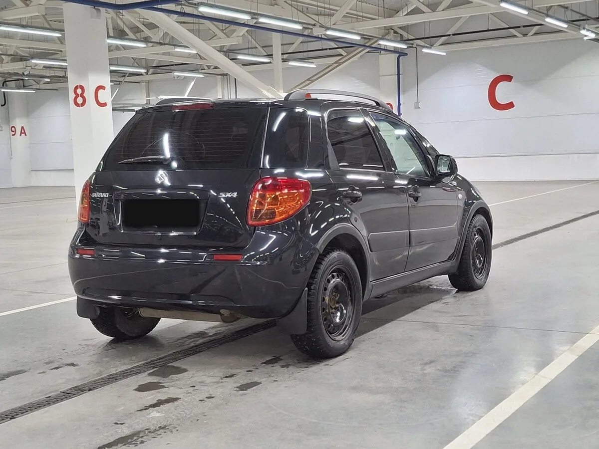 Suzuki SX4