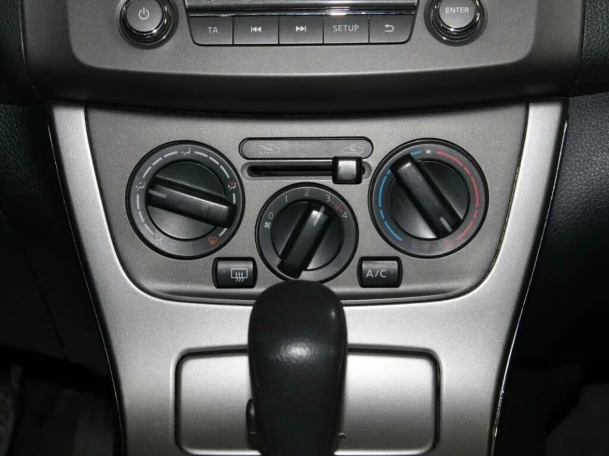 Nissan Sentra