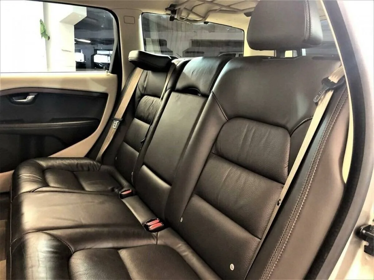 Volvo XC70