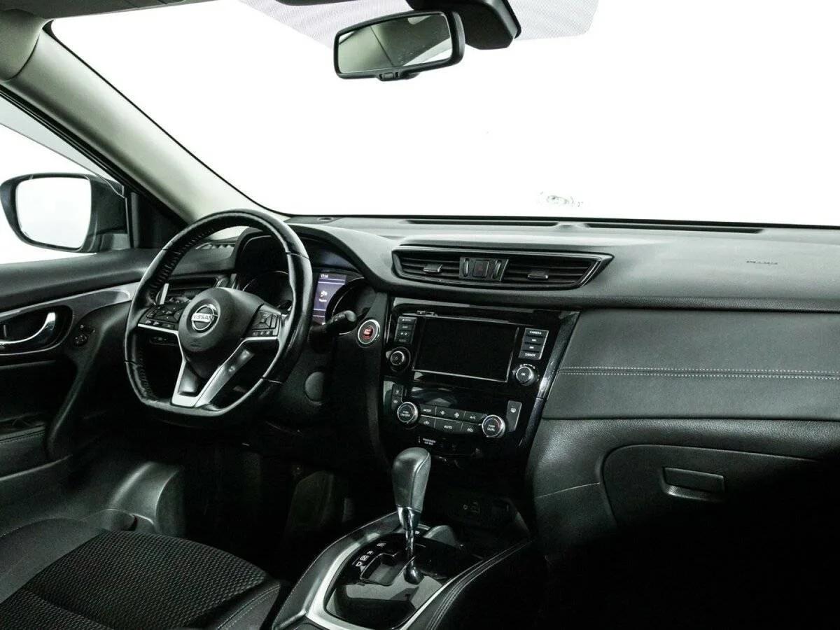 Nissan X Trail