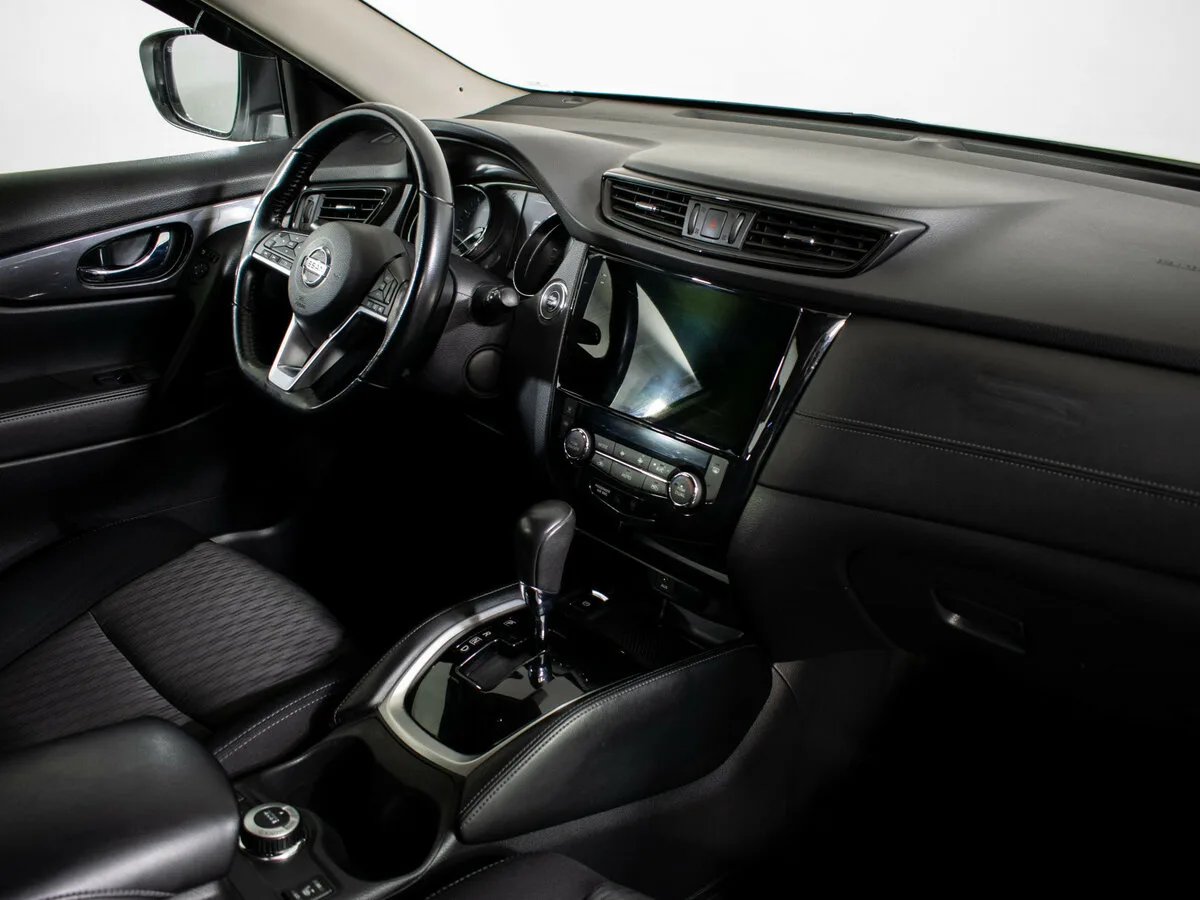 Nissan X Trail