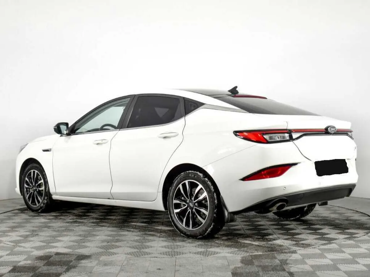 JAC J7