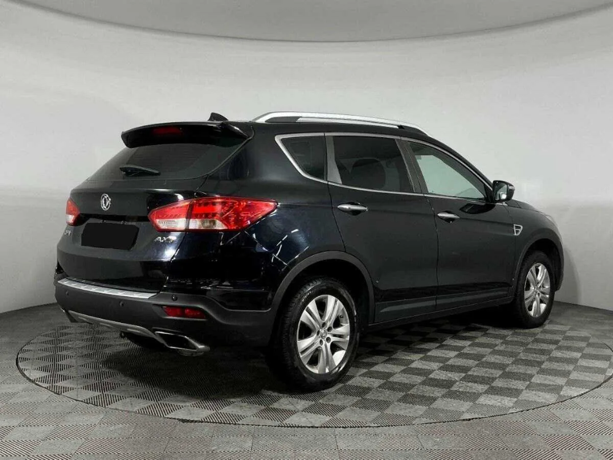 Dongfeng AX7