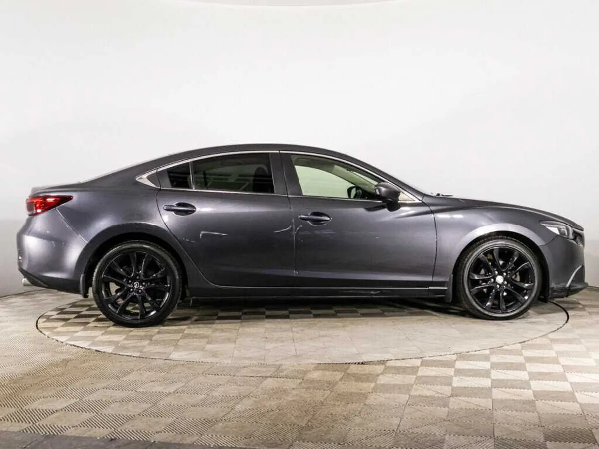 Mazda 6