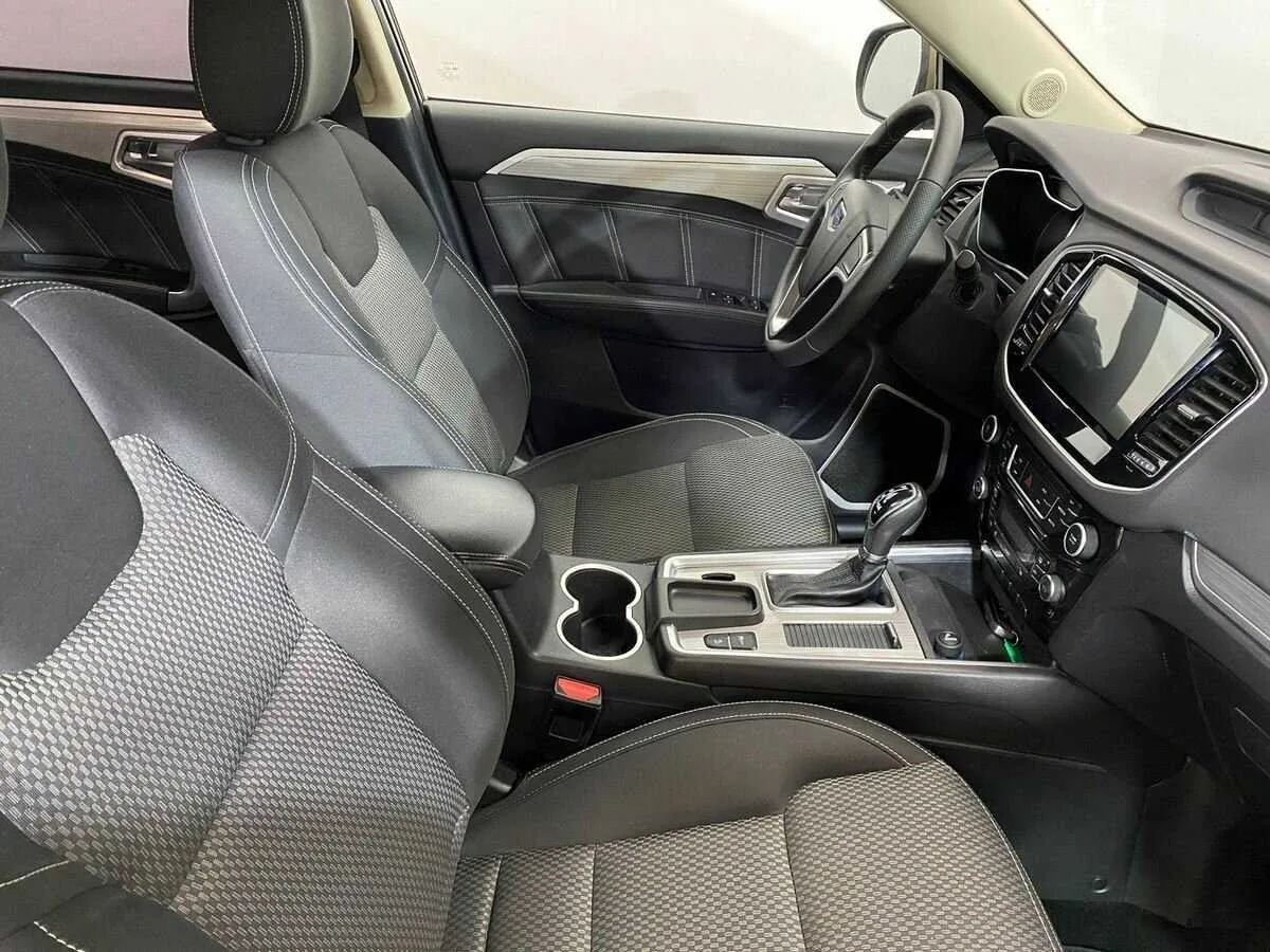 Geely Emgrand X7