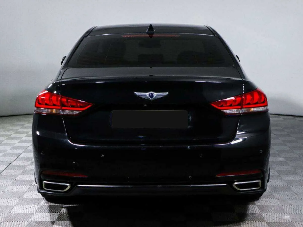 Hyundai Genesis