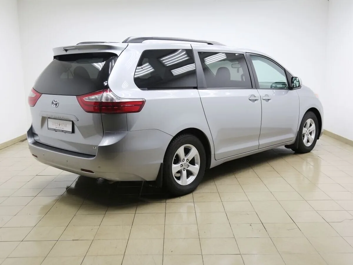 Toyota Sienna