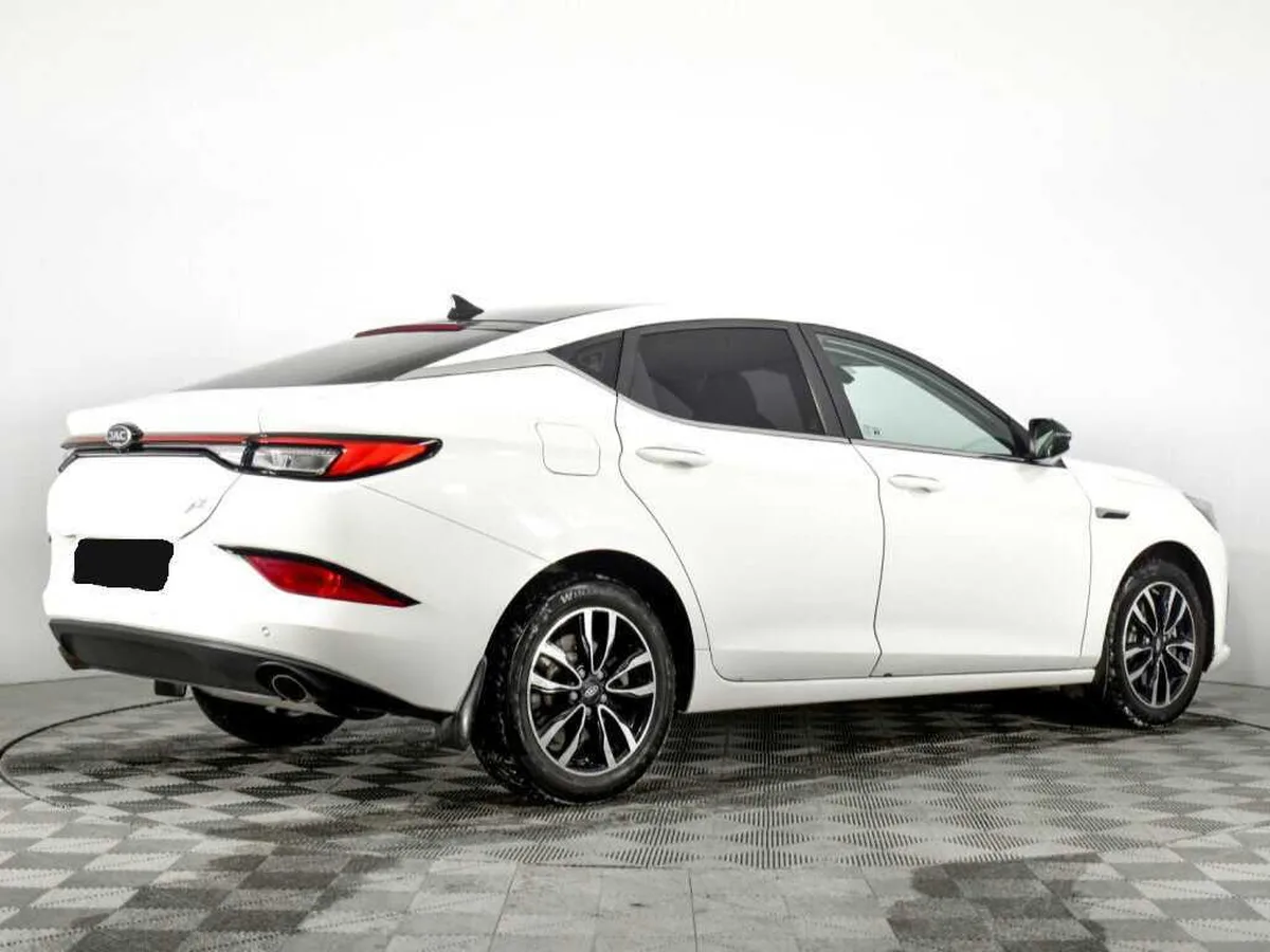 JAC J7