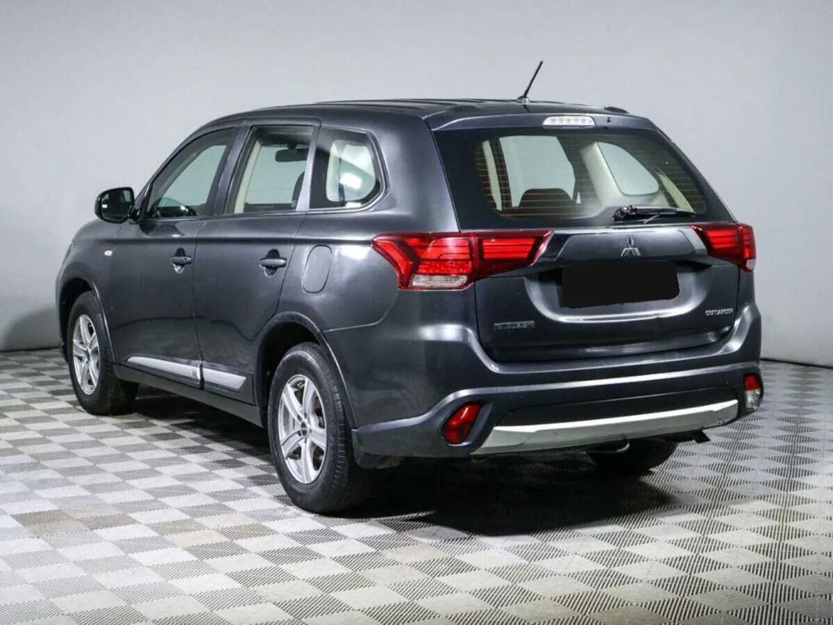 Mitsubishi Outlander