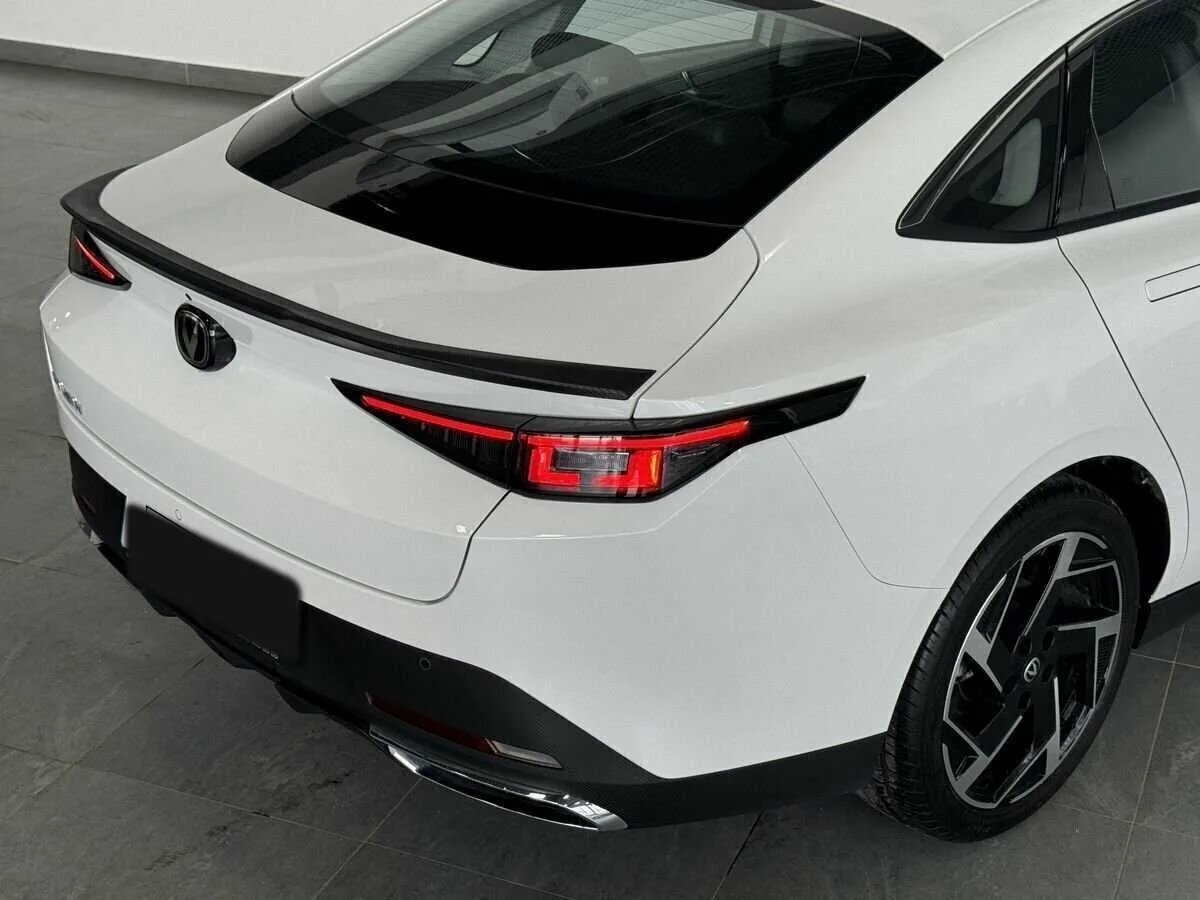 Changan Lamore