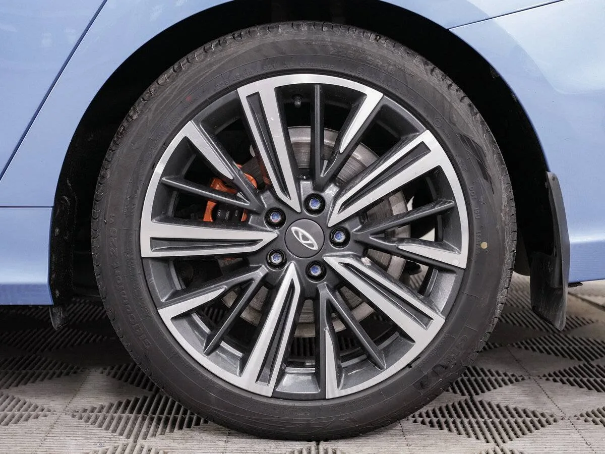 Chery Arrizo 8