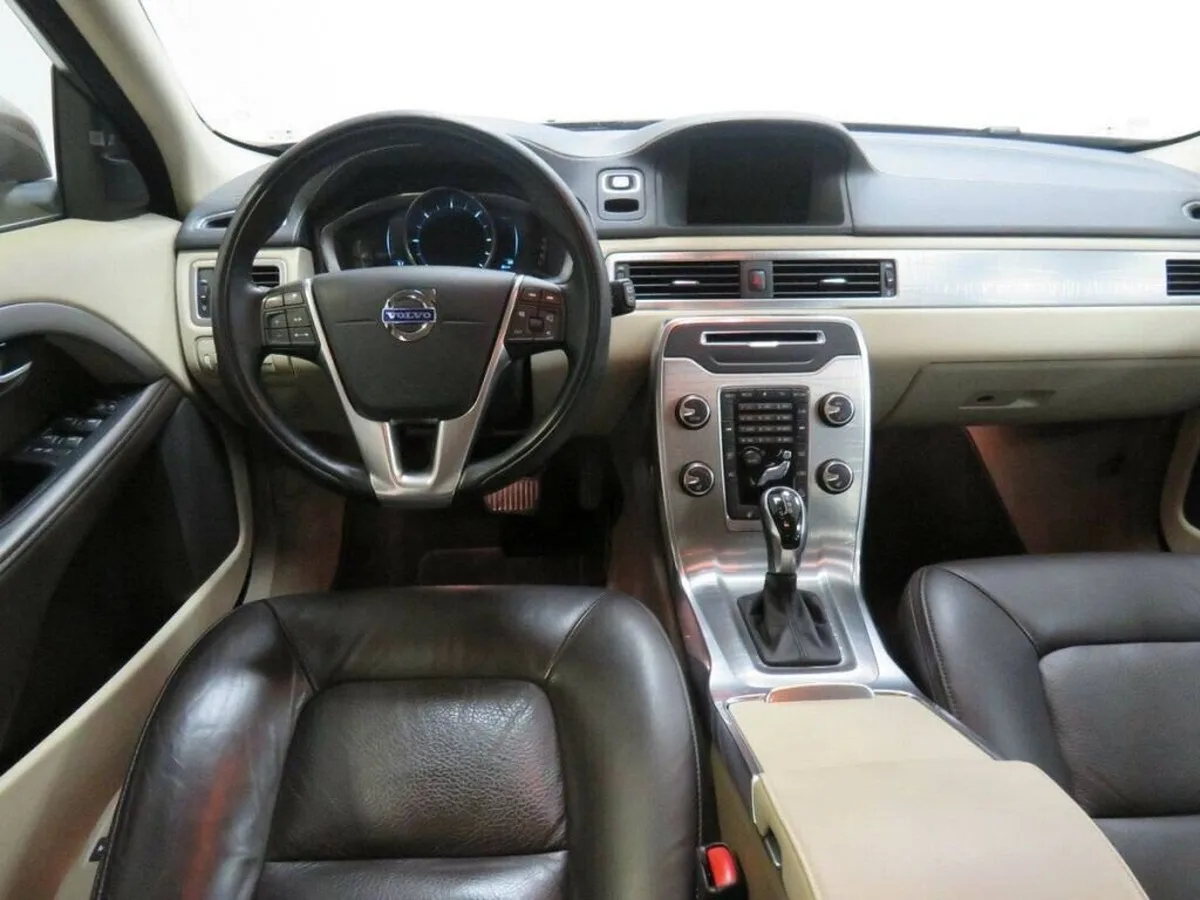 Volvo XC70