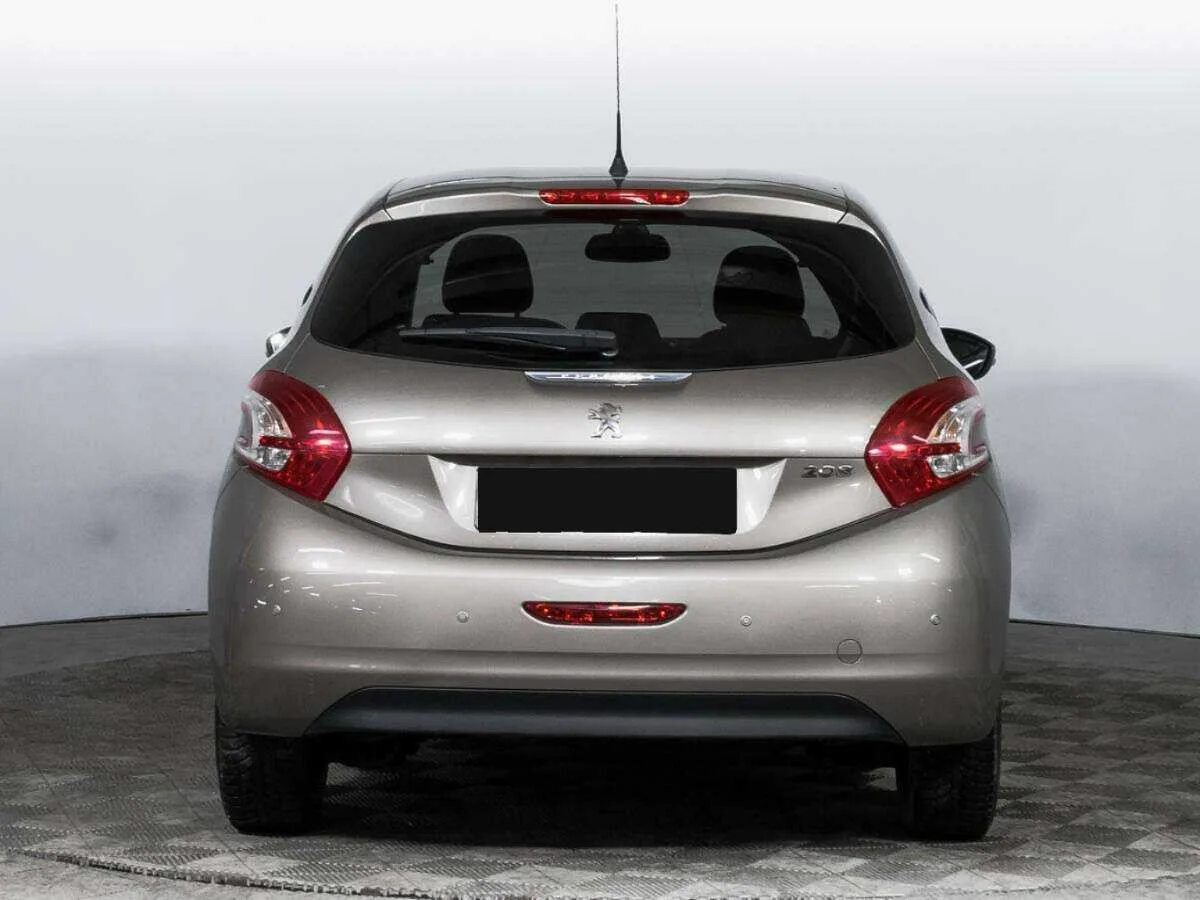 Peugeot 208