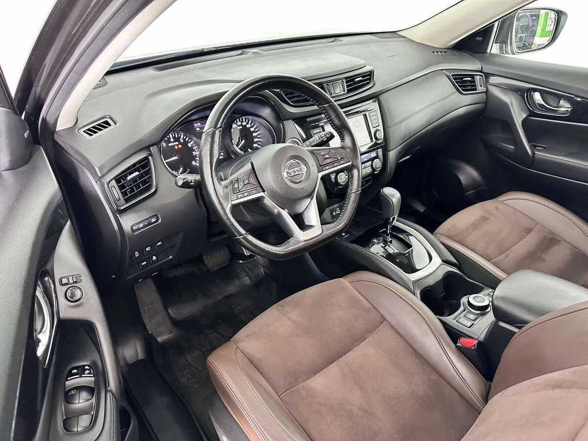 Nissan X Trail