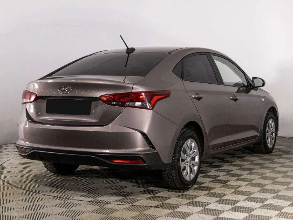 Hyundai Solaris