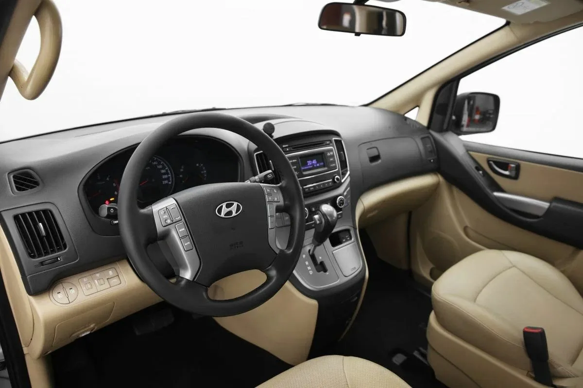 Hyundai H-1