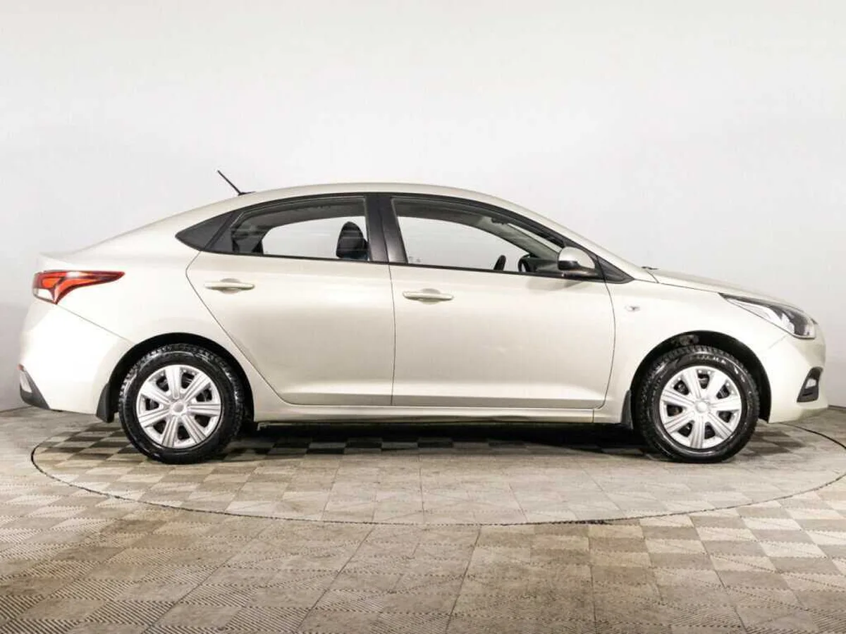Hyundai Solaris