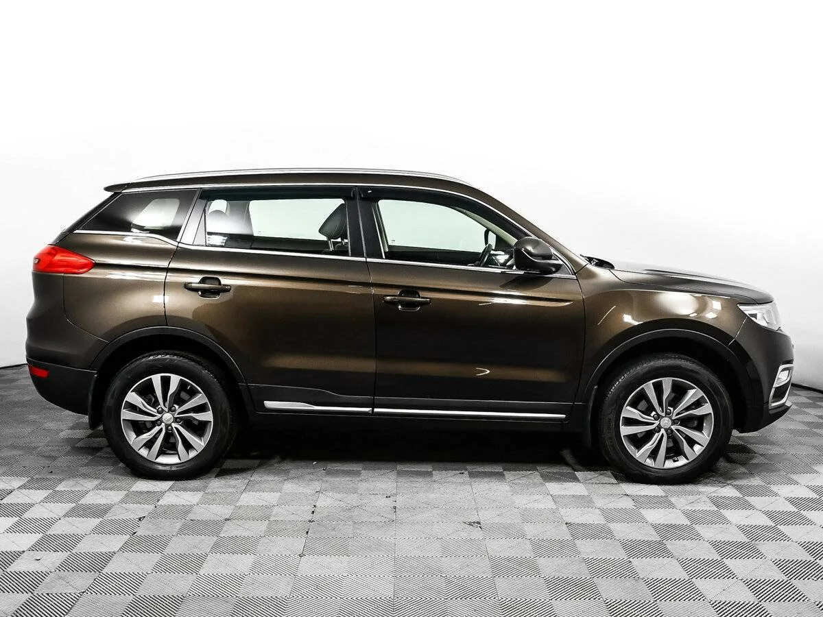 Geely Atlas