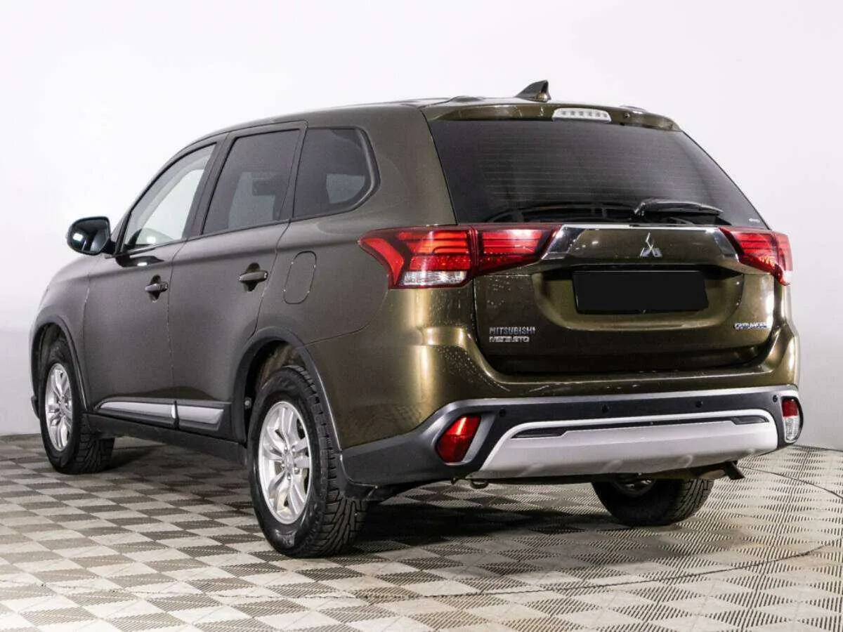 Mitsubishi Outlander