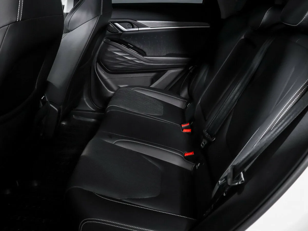 JAC JS6