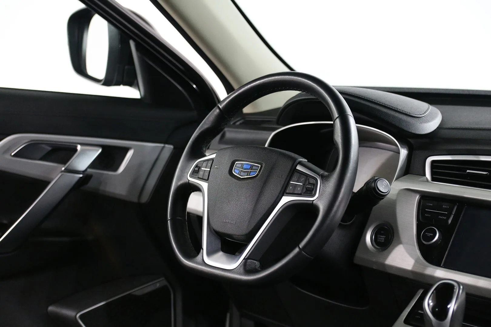 Geely Atlas