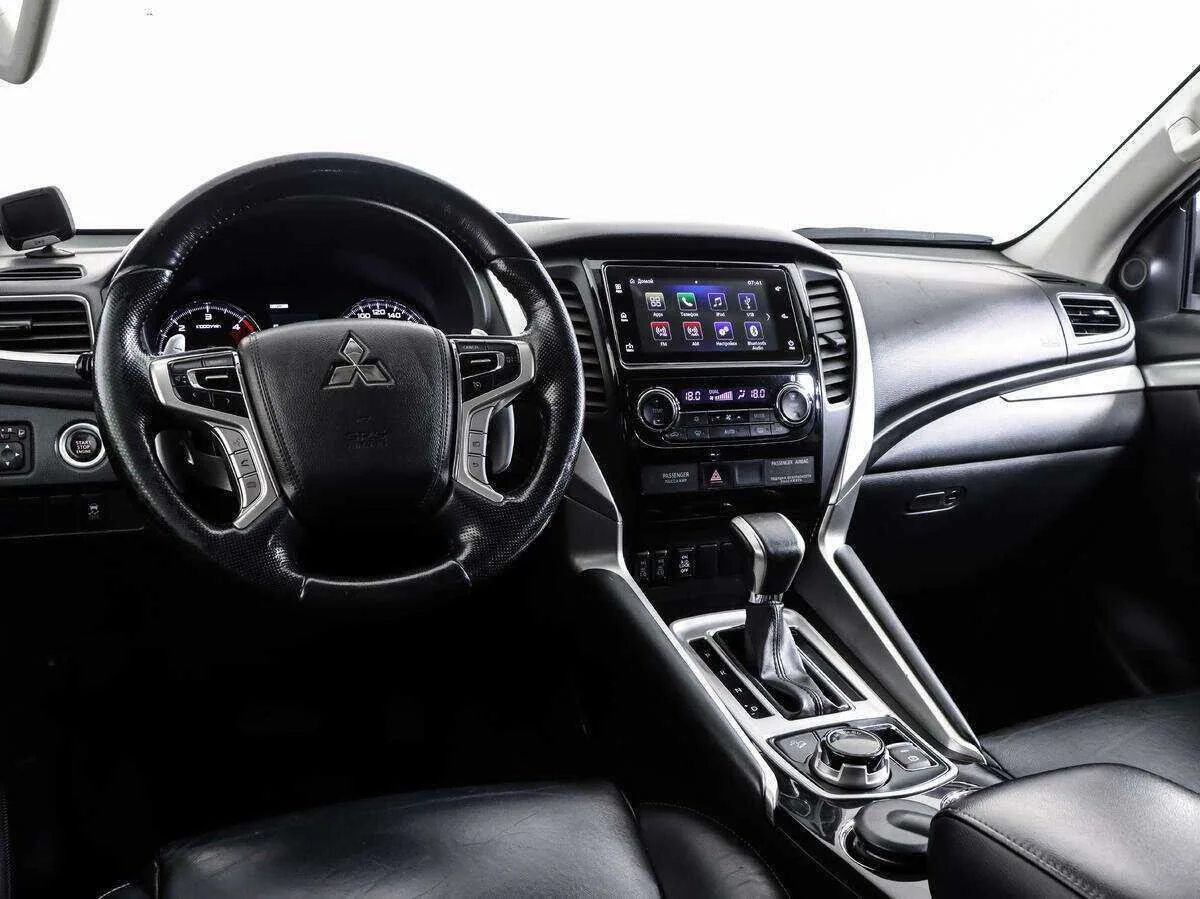 Mitsubishi Pajero Sport
