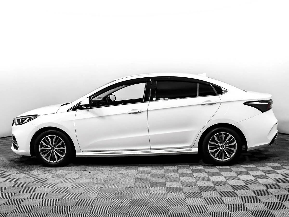 Omoda S5