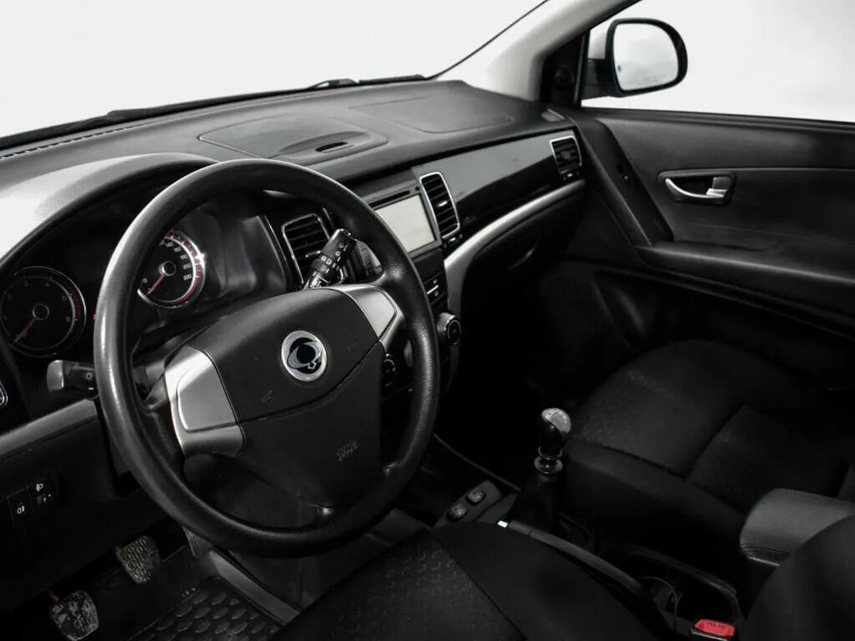 SsangYong Actyon