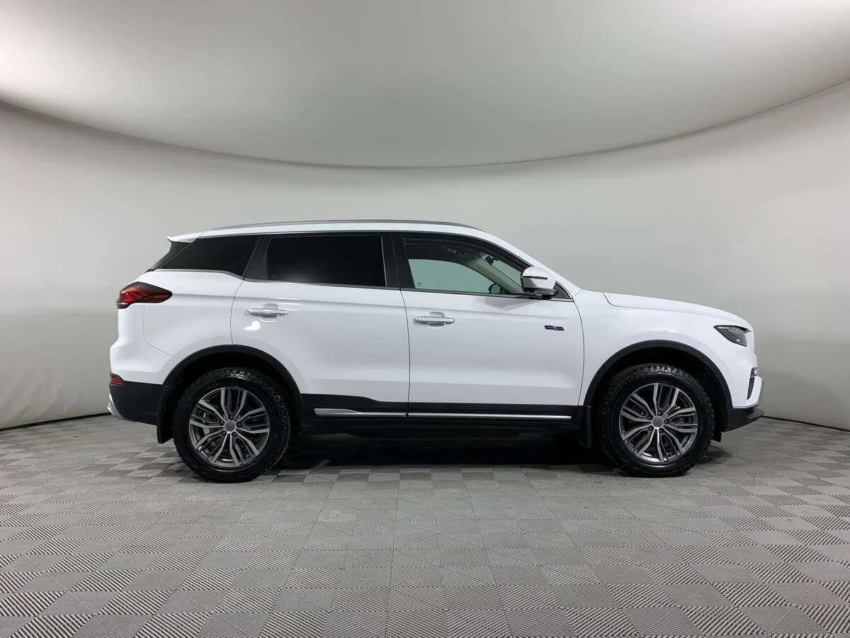 Geely Atlas Pro