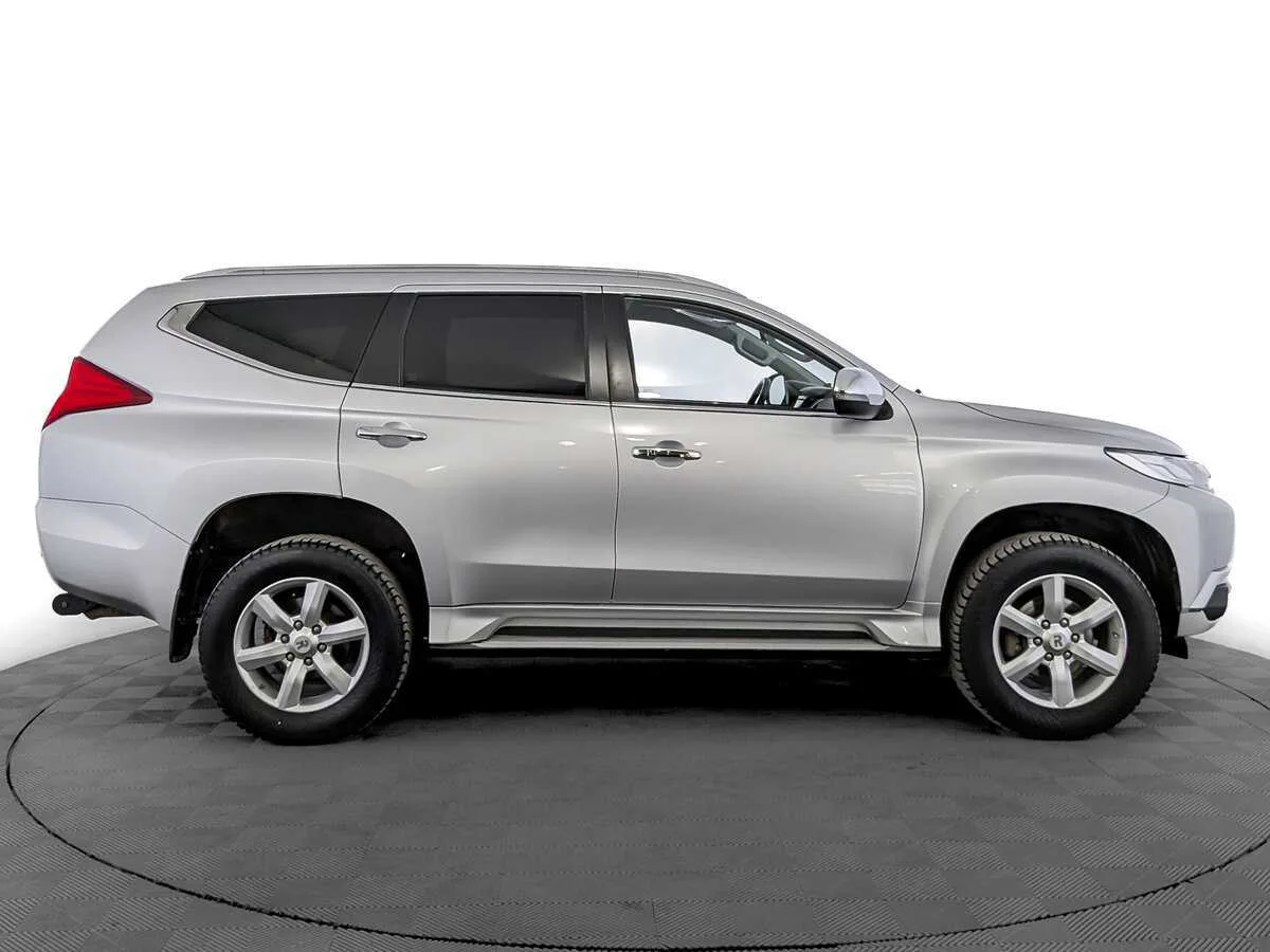 Mitsubishi Pajero Sport