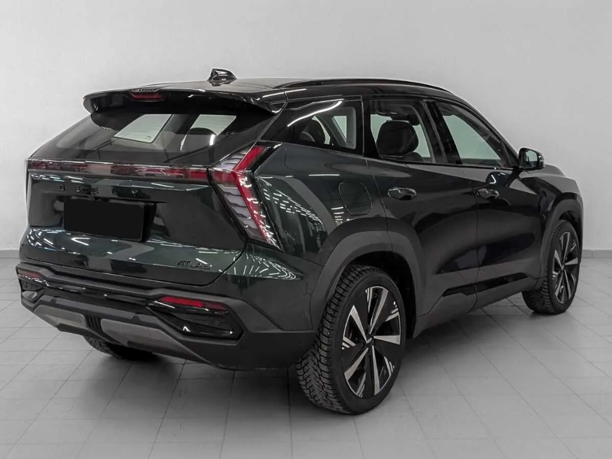 Geely Atlas