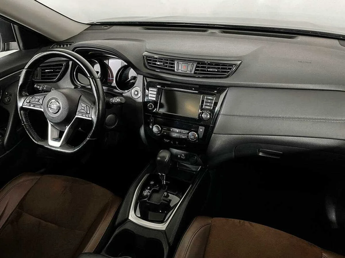 Nissan X Trail