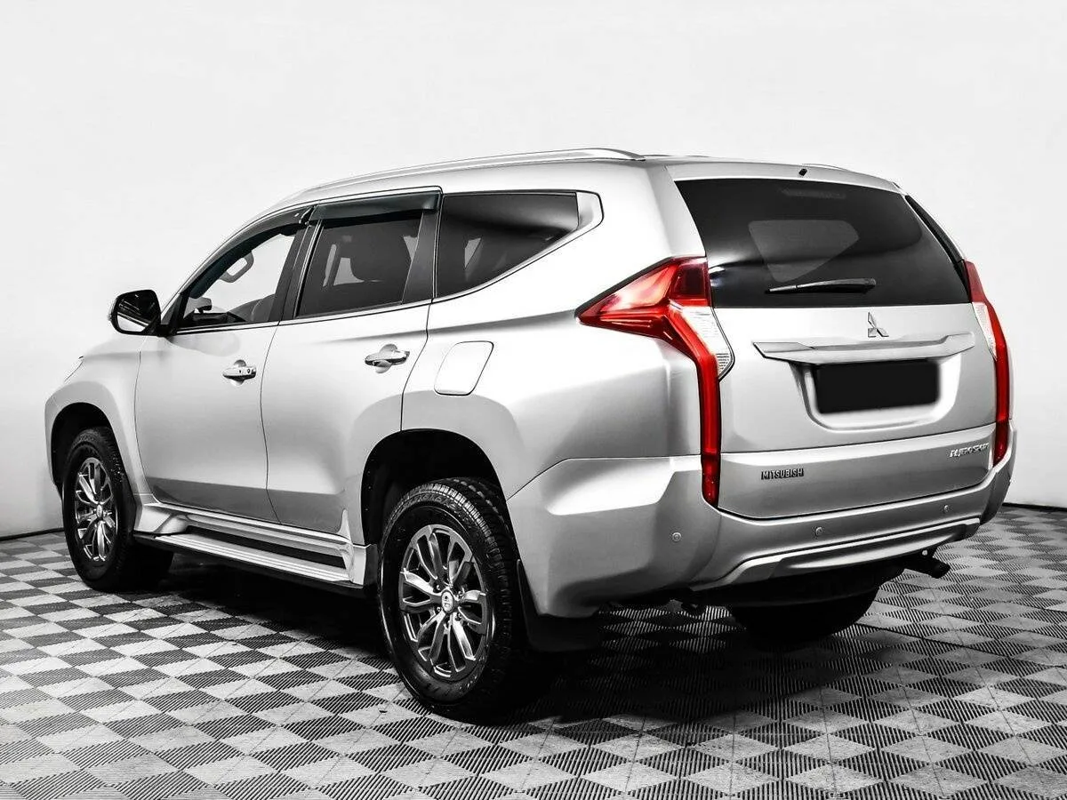 Mitsubishi Pajero Sport
