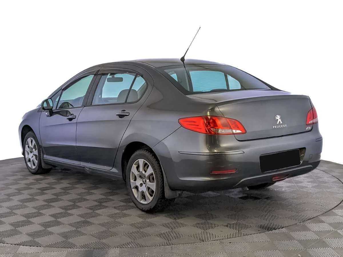 Peugeot 408