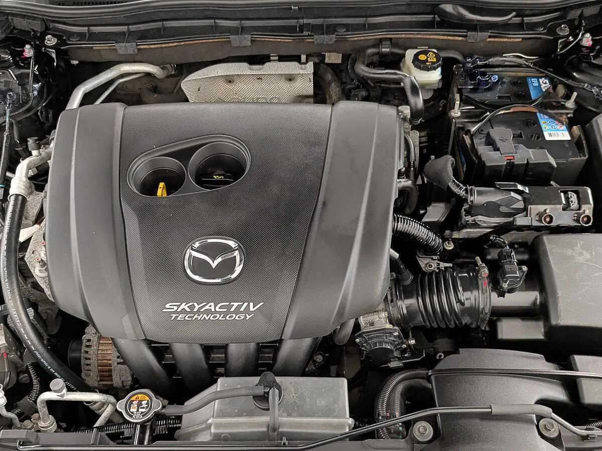 Mazda 6