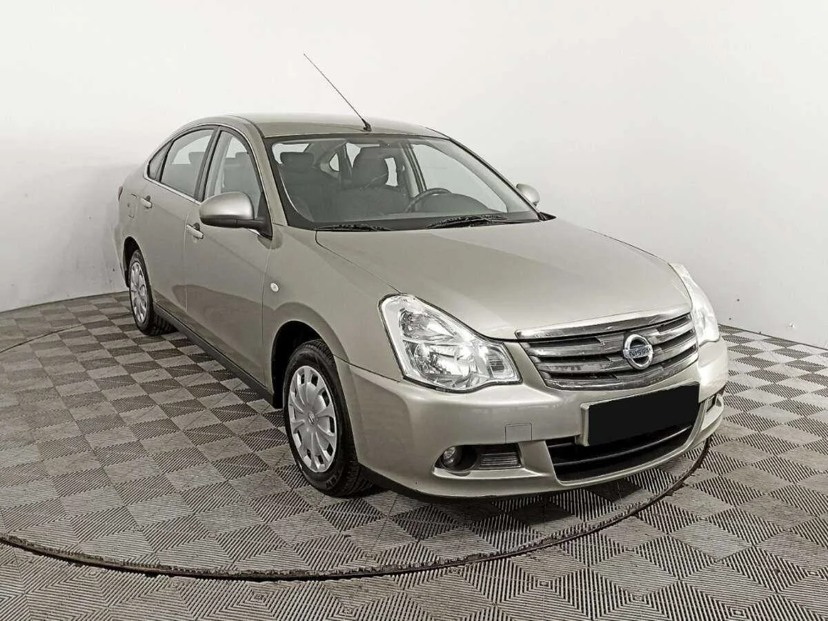 Nissan Almera